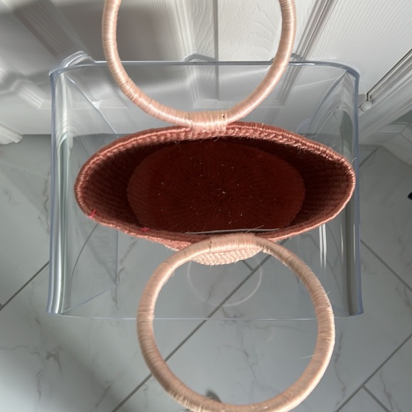 Indego Africa Junonia handwoven bucket bag - Picture 3 of 4